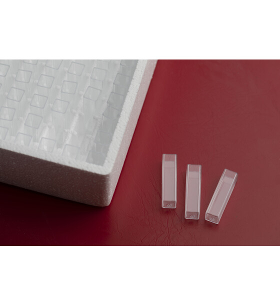 مقاومة التآكل الكيميائي للأواني الزجاجية 2 ml