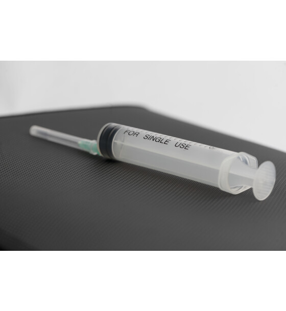 حقن بلاستيك1 ml