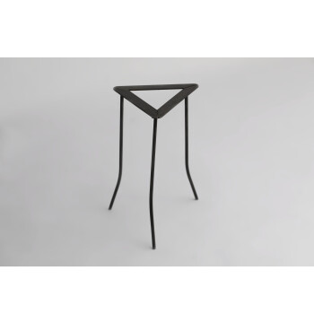 طاولة مختبر