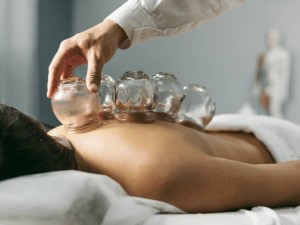 تعرف على كل التفاصيل حول العلاج بالحجامة