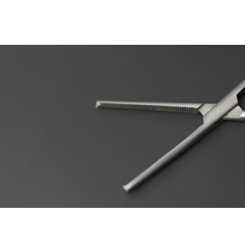 ملقط قفل جراحي مرقئ منحني ٢٦